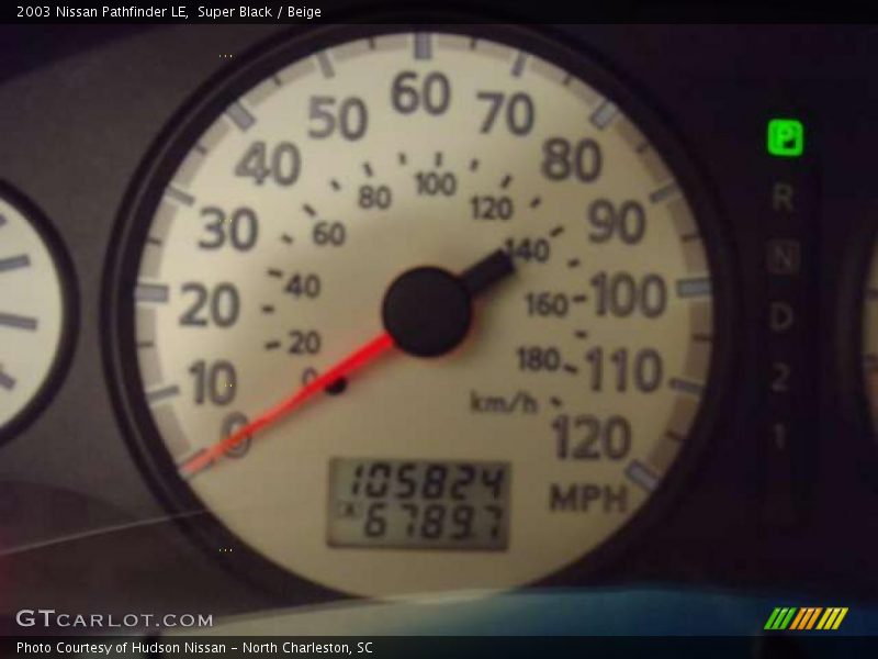 Super Black / Beige 2003 Nissan Pathfinder LE