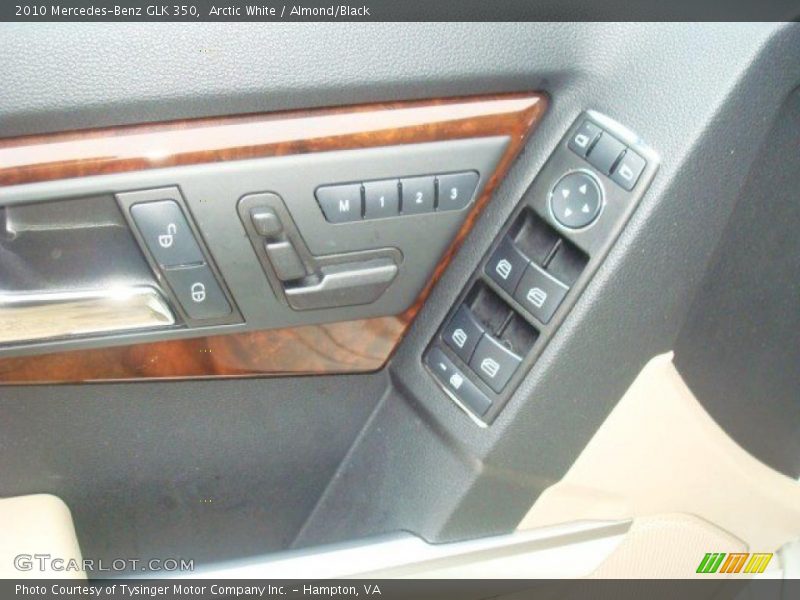 Arctic White / Almond/Black 2010 Mercedes-Benz GLK 350