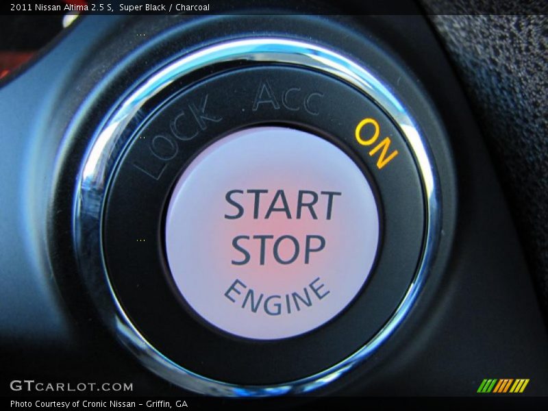 Super Black / Charcoal 2011 Nissan Altima 2.5 S