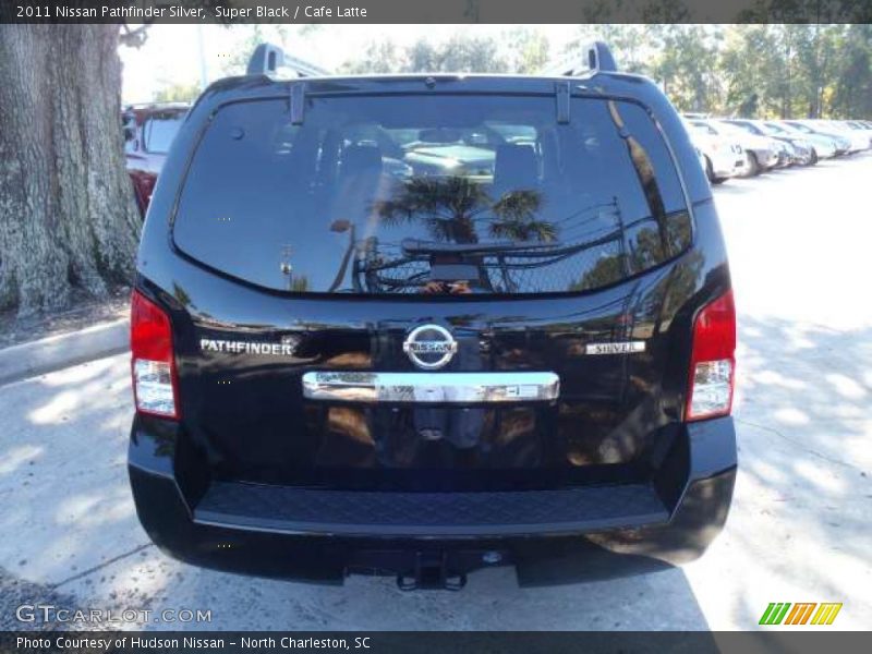 Super Black / Cafe Latte 2011 Nissan Pathfinder Silver