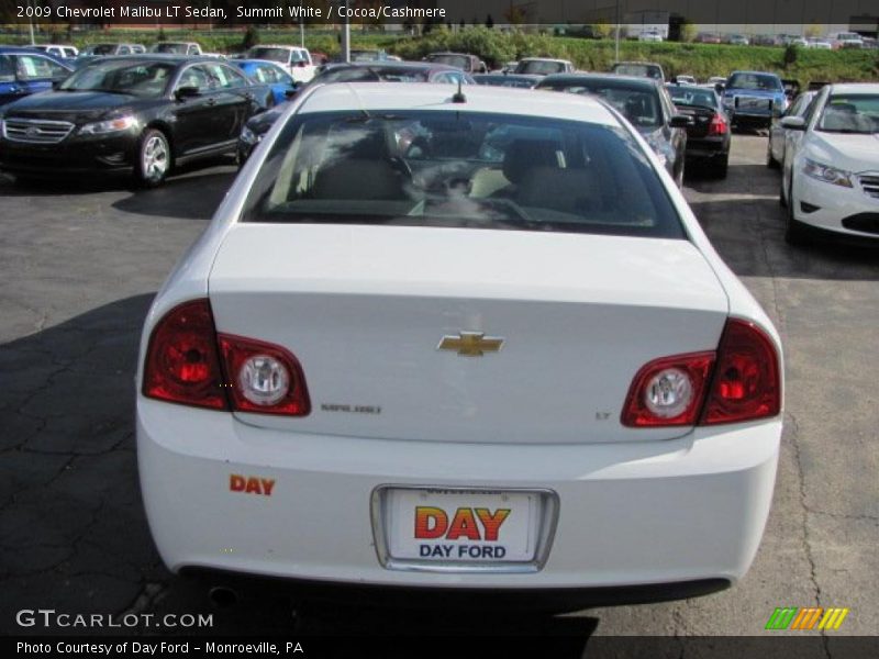 Summit White / Cocoa/Cashmere 2009 Chevrolet Malibu LT Sedan
