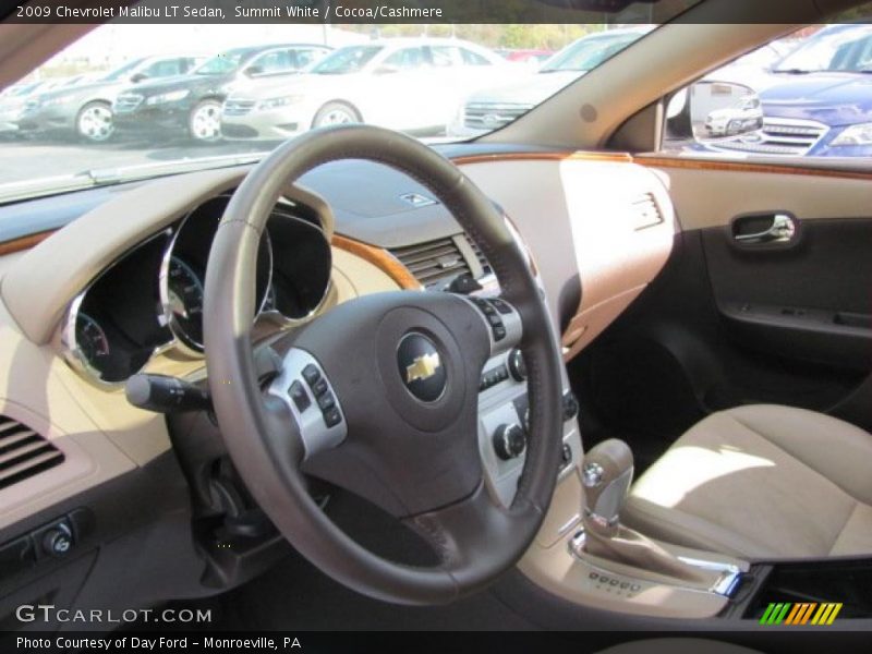 Summit White / Cocoa/Cashmere 2009 Chevrolet Malibu LT Sedan