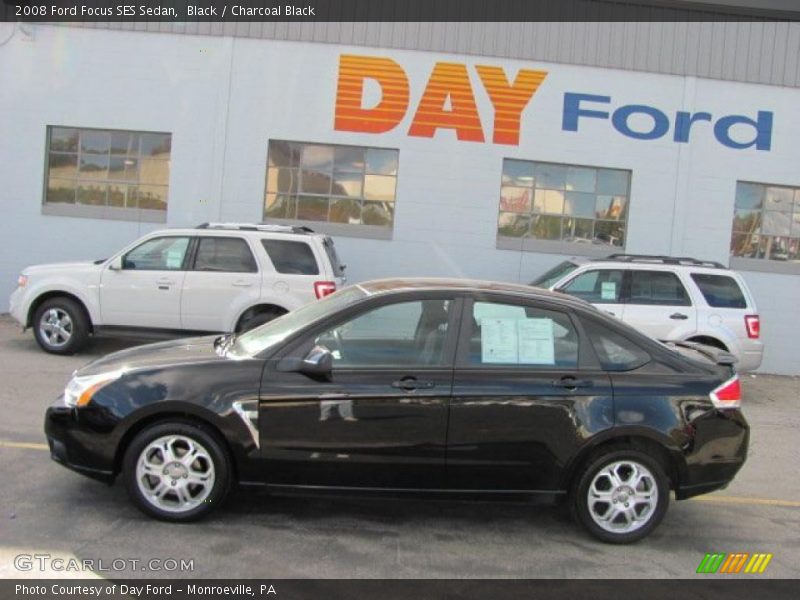 Black / Charcoal Black 2008 Ford Focus SES Sedan