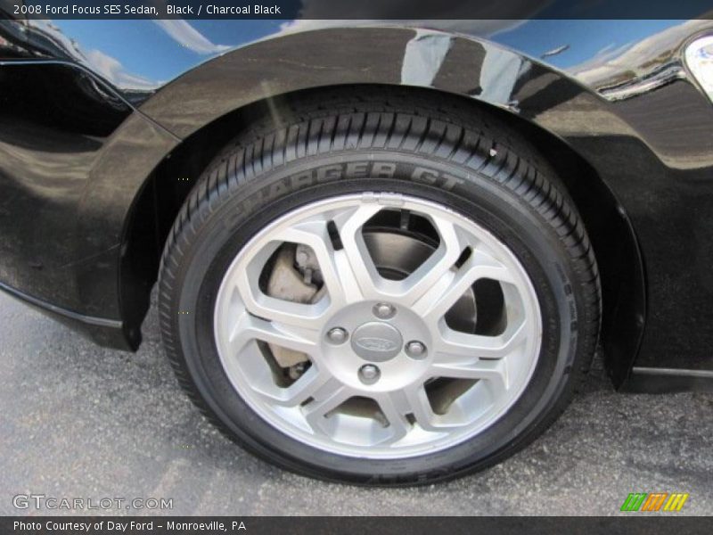 Black / Charcoal Black 2008 Ford Focus SES Sedan