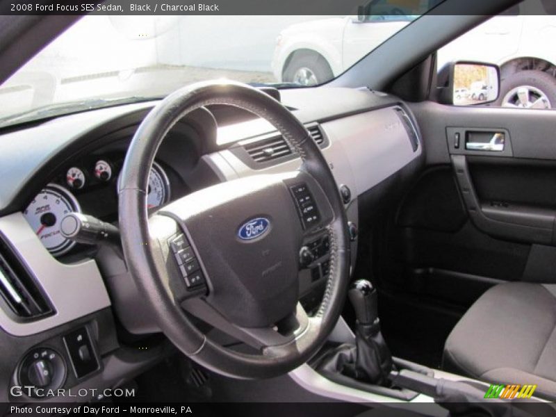 Black / Charcoal Black 2008 Ford Focus SES Sedan