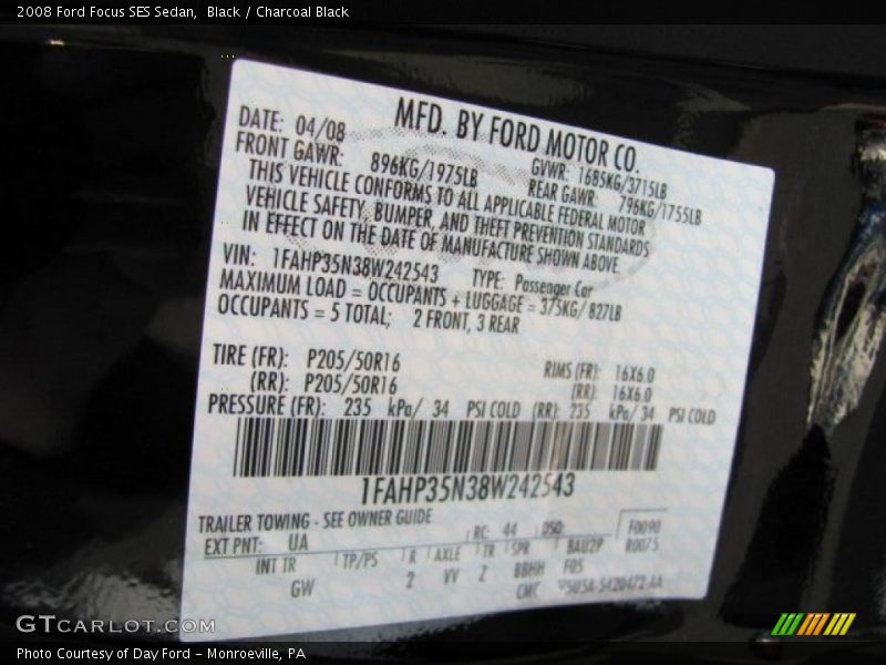 Black / Charcoal Black 2008 Ford Focus SES Sedan