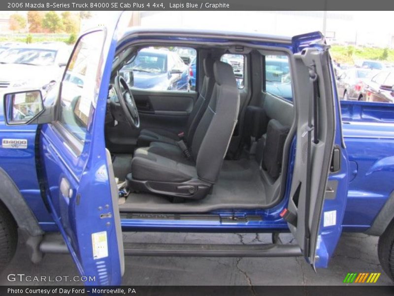  2006 B-Series Truck B4000 SE Cab Plus 4 4x4 Graphite Interior
