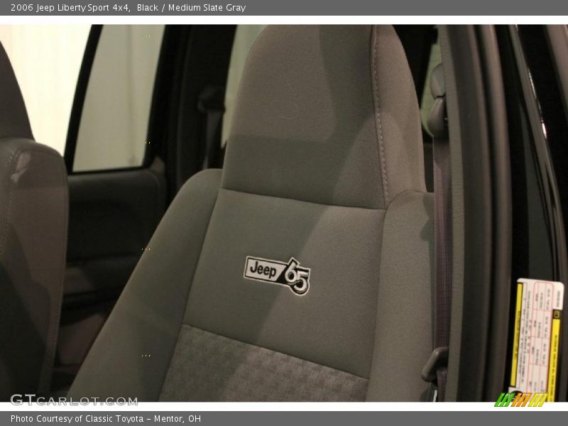 Black / Medium Slate Gray 2006 Jeep Liberty Sport 4x4
