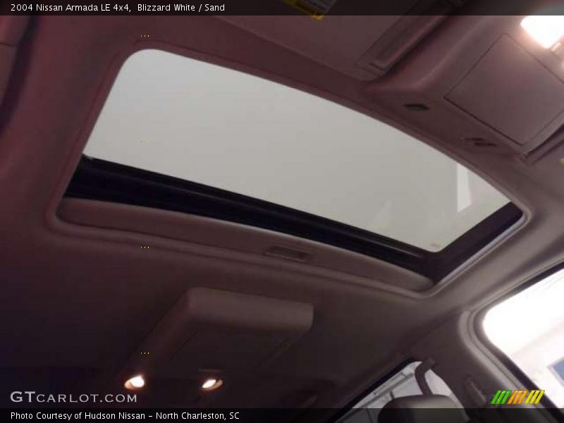 Blizzard White / Sand 2004 Nissan Armada LE 4x4