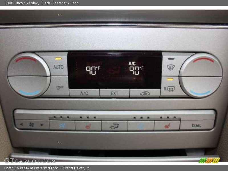 Black Clearcoat / Sand 2006 Lincoln Zephyr
