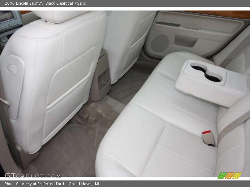 Black Clearcoat / Sand 2006 Lincoln Zephyr