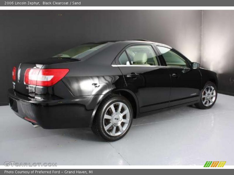Black Clearcoat / Sand 2006 Lincoln Zephyr