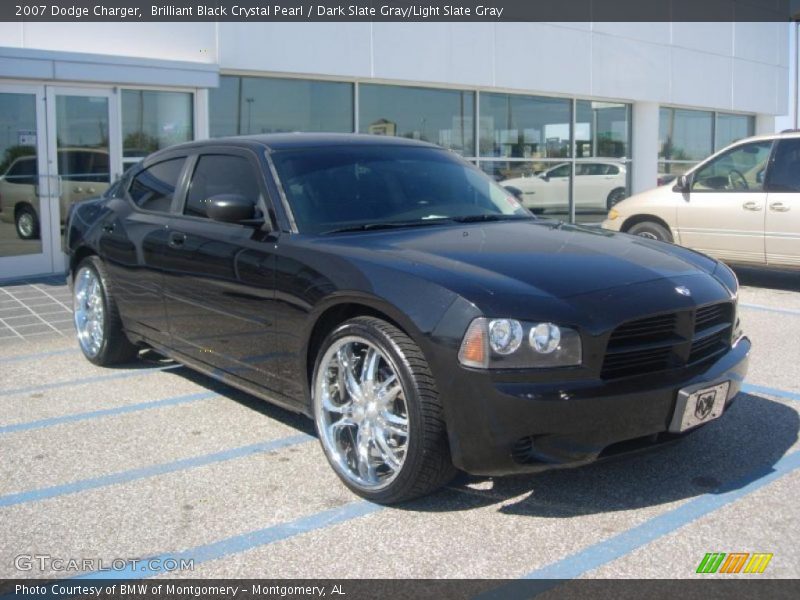 Front 3/4 View of 2007 Charger 