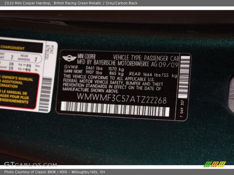 British Racing Green Metallic / Grey/Carbon Black 2010 Mini Cooper Hardtop