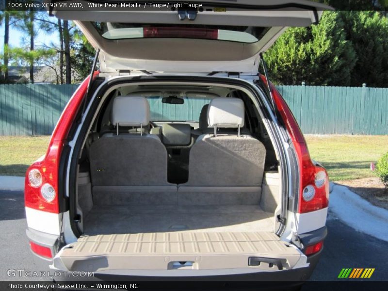 White Pearl Metallic / Taupe/Light Taupe 2006 Volvo XC90 V8 AWD