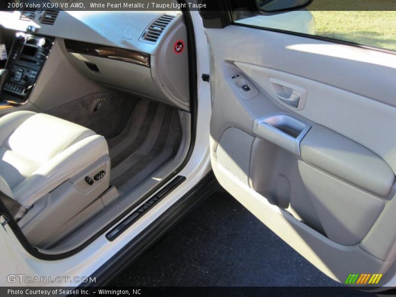 White Pearl Metallic / Taupe/Light Taupe 2006 Volvo XC90 V8 AWD