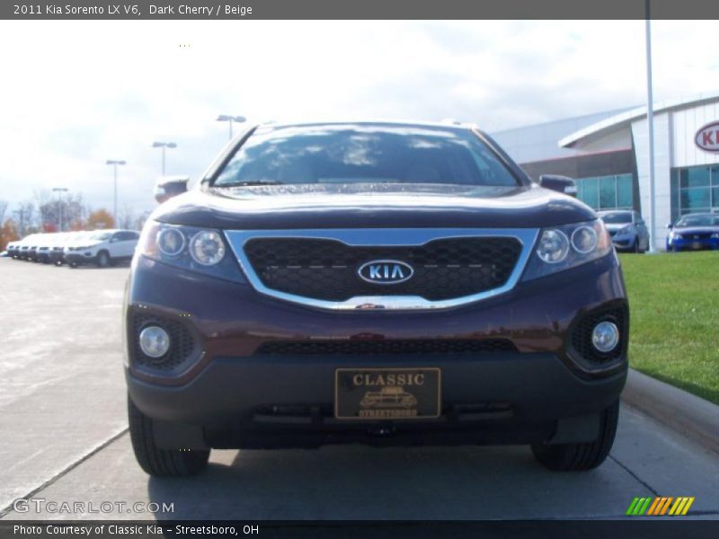 Dark Cherry / Beige 2011 Kia Sorento LX V6