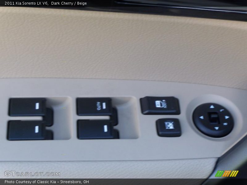 Dark Cherry / Beige 2011 Kia Sorento LX V6