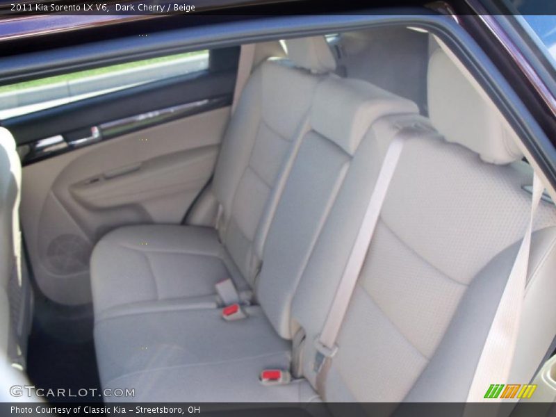 Dark Cherry / Beige 2011 Kia Sorento LX V6