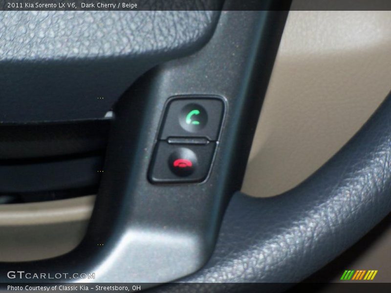 Dark Cherry / Beige 2011 Kia Sorento LX V6