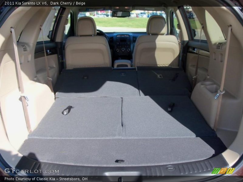 Dark Cherry / Beige 2011 Kia Sorento LX V6