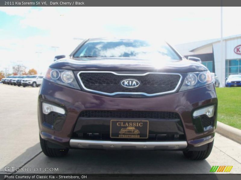 Dark Cherry / Black 2011 Kia Sorento SX V6