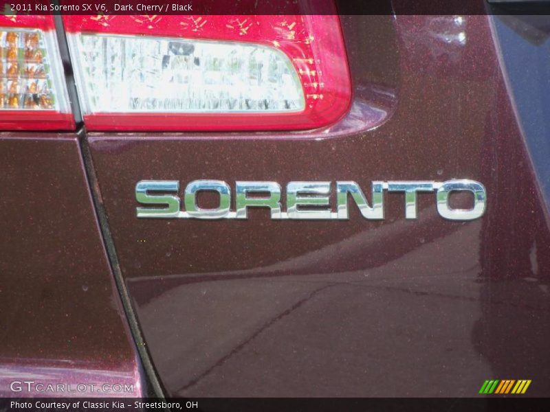 Dark Cherry / Black 2011 Kia Sorento SX V6