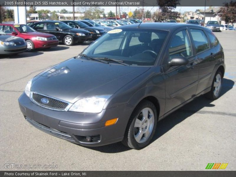 Liquid Grey Metallic / Charcoal/Charcoal 2005 Ford Focus ZX5 SES Hatchback