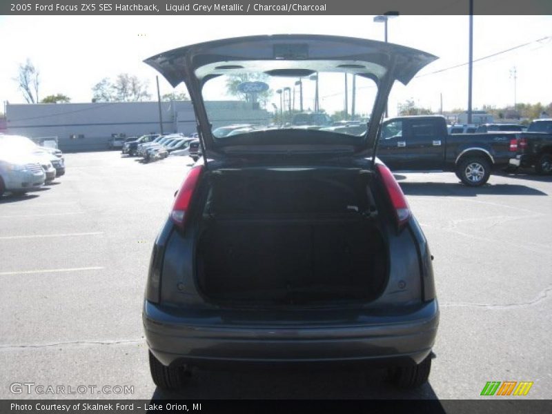 Liquid Grey Metallic / Charcoal/Charcoal 2005 Ford Focus ZX5 SES Hatchback