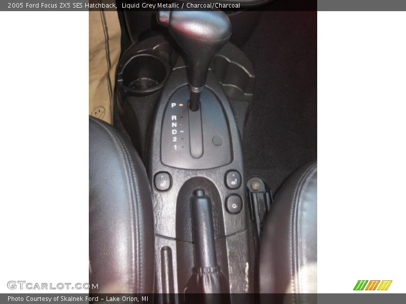 Liquid Grey Metallic / Charcoal/Charcoal 2005 Ford Focus ZX5 SES Hatchback
