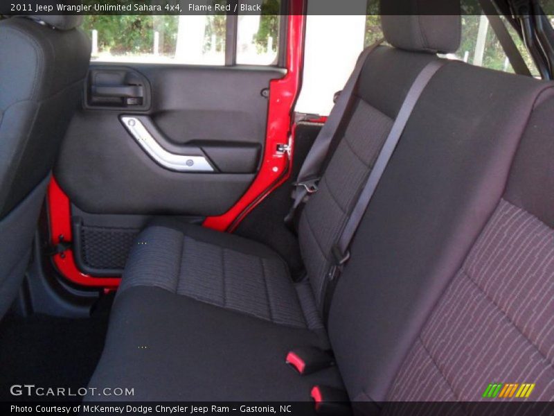  2011 Wrangler Unlimited Sahara 4x4 Black Interior
