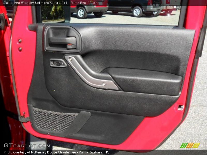 Door Panel of 2011 Wrangler Unlimited Sahara 4x4