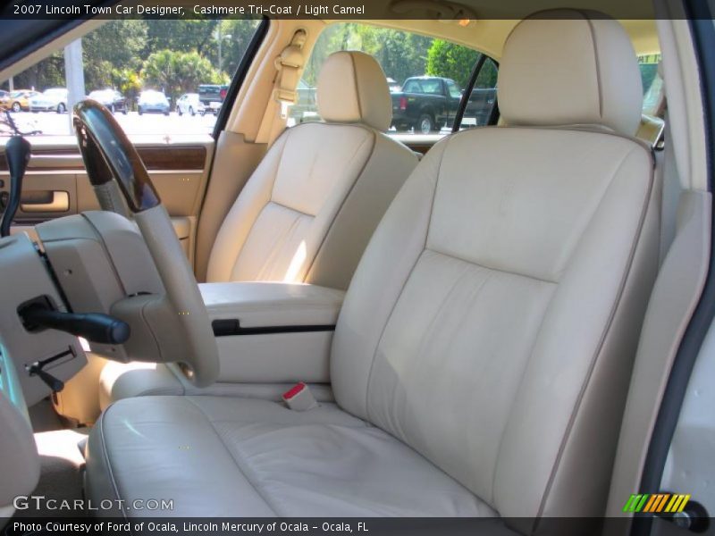  2007 Town Car Designer Light Camel Interior