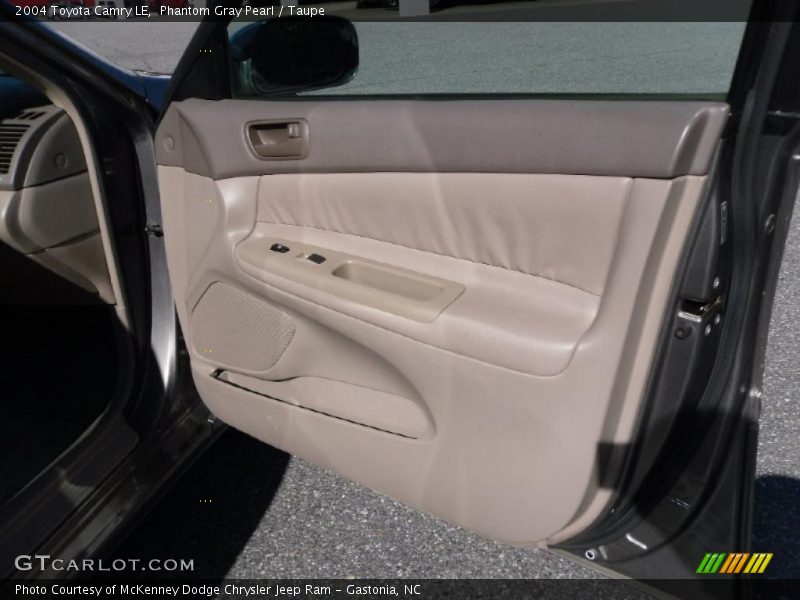 Phantom Gray Pearl / Taupe 2004 Toyota Camry LE