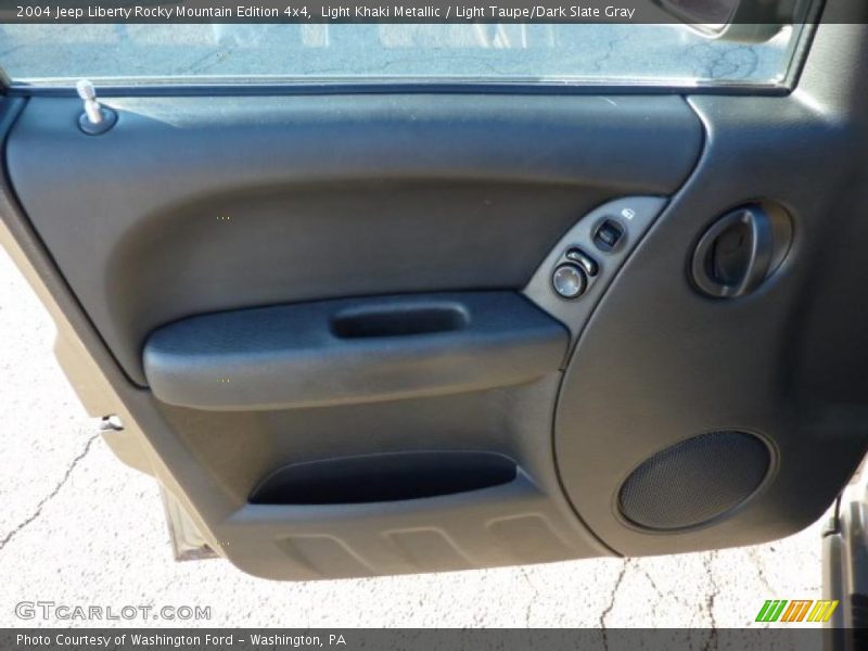 Light Khaki Metallic / Light Taupe/Dark Slate Gray 2004 Jeep Liberty Rocky Mountain Edition 4x4
