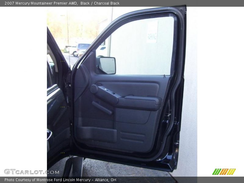 Black / Charcoal Black 2007 Mercury Mountaineer Premier AWD