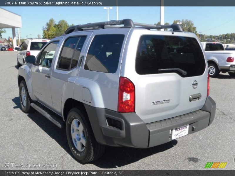 Silver Lightning Metallic / Graphite 2007 Nissan Xterra S