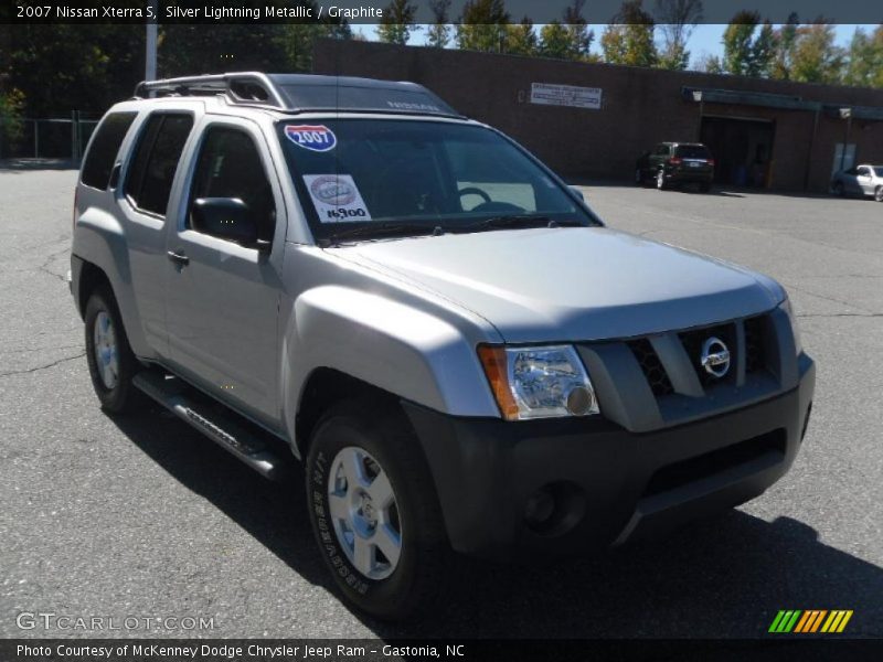 Silver Lightning Metallic / Graphite 2007 Nissan Xterra S