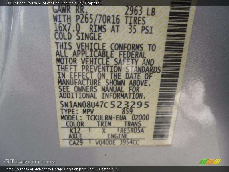 Silver Lightning Metallic / Graphite 2007 Nissan Xterra S