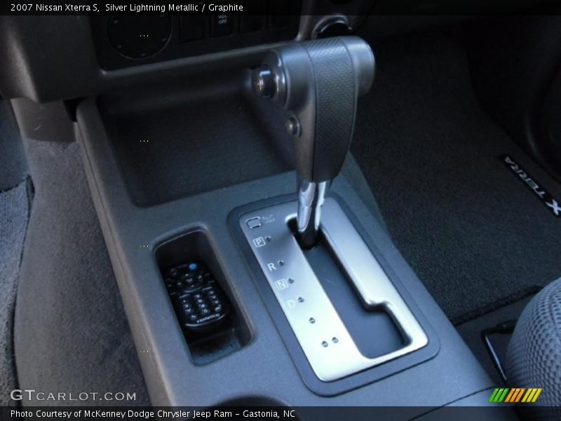 Silver Lightning Metallic / Graphite 2007 Nissan Xterra S