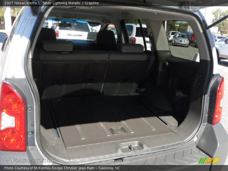 Silver Lightning Metallic / Graphite 2007 Nissan Xterra S