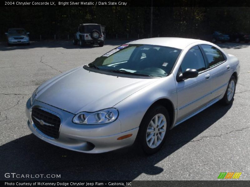 Front 3/4 View of 2004 Concorde LX