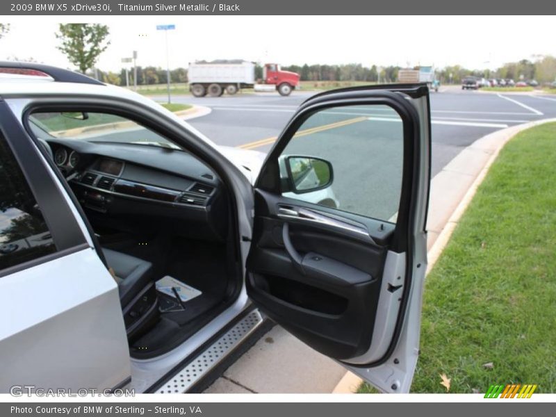 Titanium Silver Metallic / Black 2009 BMW X5 xDrive30i