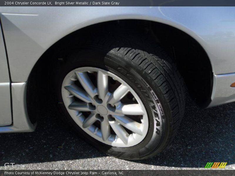 Bright Silver Metallic / Dark Slate Gray 2004 Chrysler Concorde LX