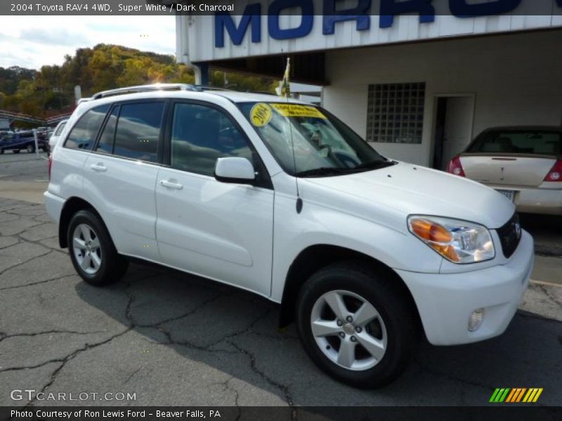 Super White / Dark Charcoal 2004 Toyota RAV4 4WD