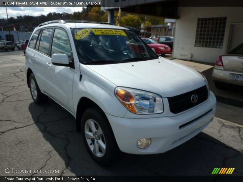 Super White / Dark Charcoal 2004 Toyota RAV4 4WD