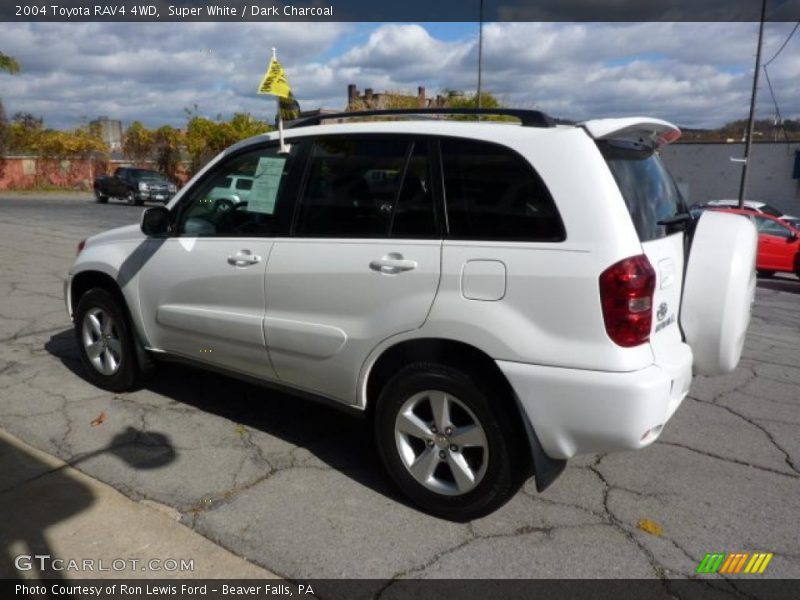 Super White / Dark Charcoal 2004 Toyota RAV4 4WD