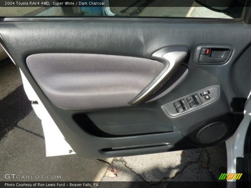 Super White / Dark Charcoal 2004 Toyota RAV4 4WD