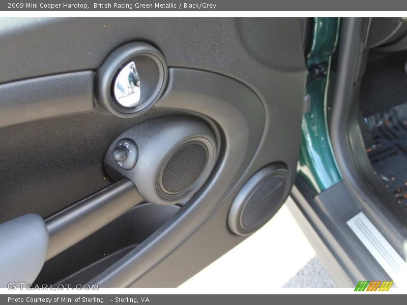 British Racing Green Metallic / Black/Grey 2009 Mini Cooper Hardtop