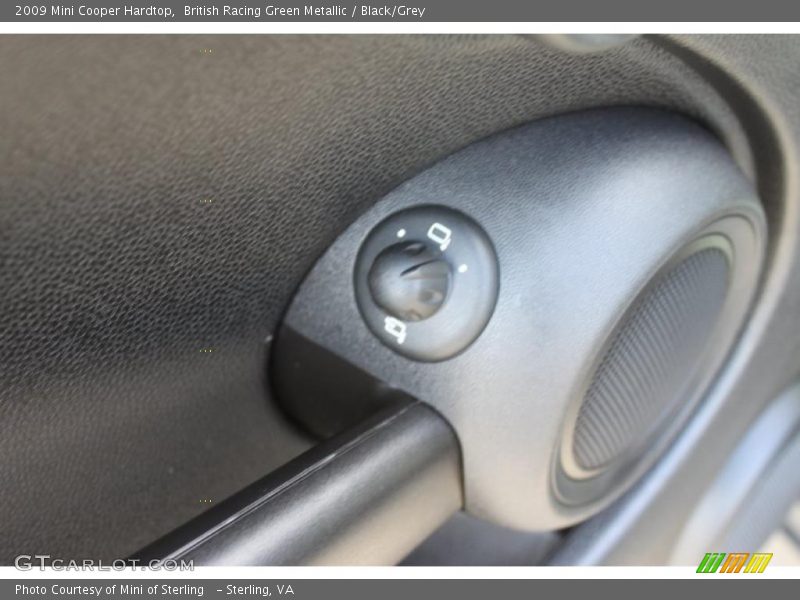 British Racing Green Metallic / Black/Grey 2009 Mini Cooper Hardtop